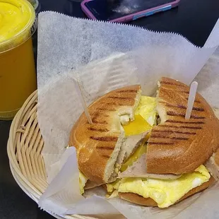 bagel and orange juice