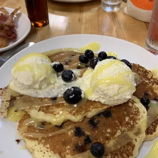 Blueberry Ricotta Lemon Pancakes