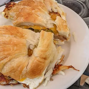 Spicy breakfast sandwich