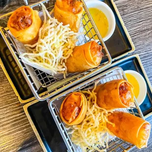 Shrimp Golden Roll! Check out my food blog on Instagram! @diningwithkels