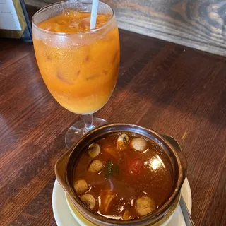 Tom Yum Koong (12 oz cup)