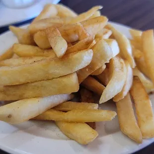 Side of fries.   Pretty standard.