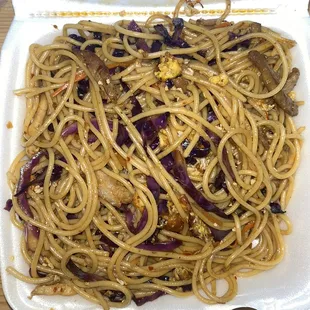 Chow mein- to die for- get the sweet sauce!