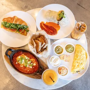 Breakfast &amp; Brunch