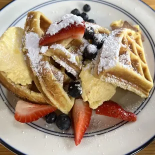 Crème Brûlée Waffle
