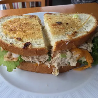 tuna melt