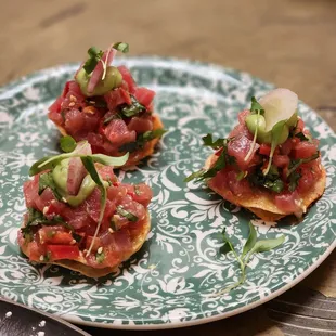 Tuna tartar tostada, delicious!