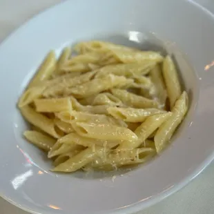 Pasta with butter (kids menu)