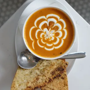 Tomato Basil Soup
with spiced pita chips