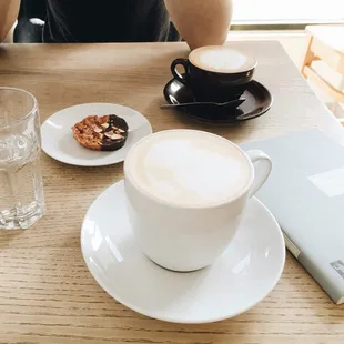 Latte, cafe au lait, and Florentine