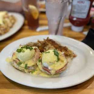 Eggs Benedict