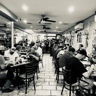 ramen and noodles, interior