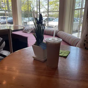 Iced coffee and cute seating
