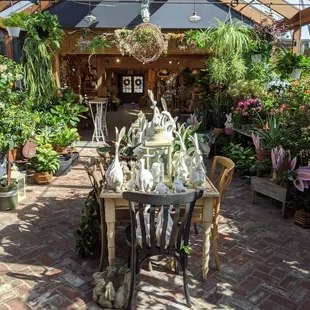 Beautiful, airy, and sunny space