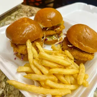 Nashville Style Hand Breaded  Hot Chicken Sliders 
What's you Heat Level??? MILD? MEDIUM? HOT? HOTTER or BLAST  ?