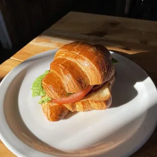 Vegetarian breakfast sandwich