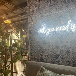 Cute with lots of comfy seating areas