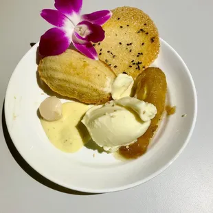 Chef's choice of dessert