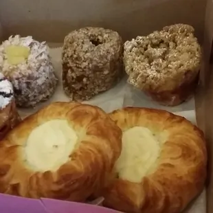 Little kiosk in south park mall near Lucky store. Cronuts!!!