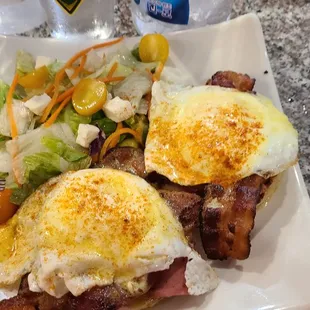 Eggs Benedict