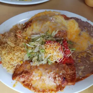 Chile Relleno and Beef enchilada
