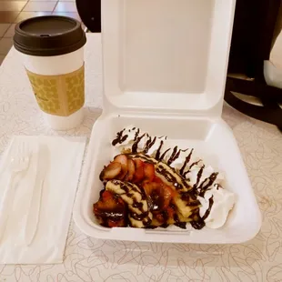 Chai tea latte! &amp; Strawberry banana Nutella! Crepe!  Before shopping!