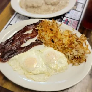Biscuits &amp; Gravy Breakfast