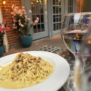 Linguini Cauliflower Carbonara!! Amazing!!!