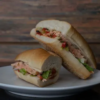 Grilled Salmon Sandwich