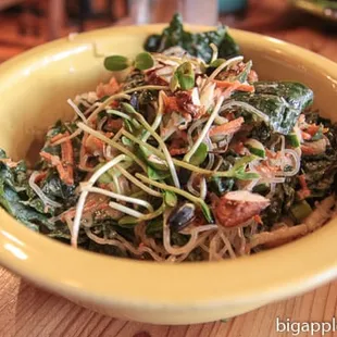 Kelp Noodle Pad Thai