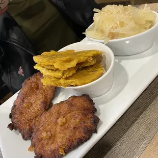 Bistec de Cerdo Empanizado / Breaded Pork Steackpork
