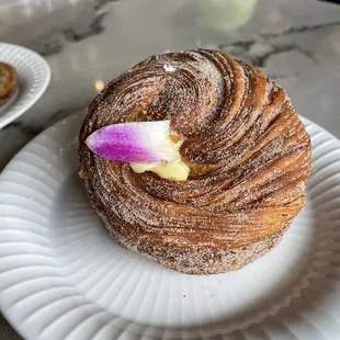 churro cruffin