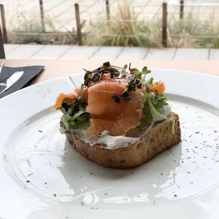 Salmon Toast