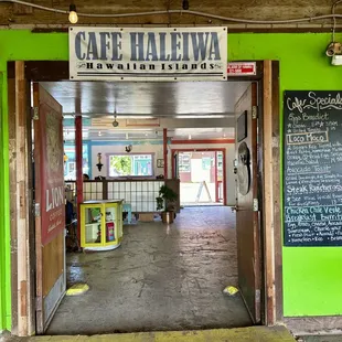 Cafe Haleiwa - best breakfast on Oahu...or anywhere!
