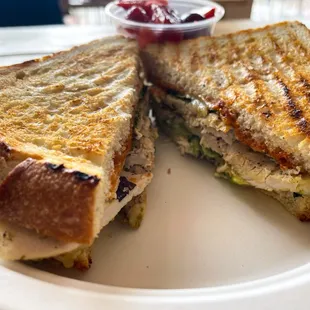 Spicy chicken sandwich w/ fresh fruit