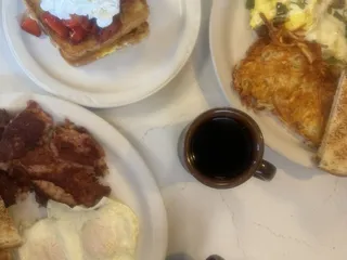 Curve-In Cafe