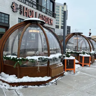 Outdoor igloos
