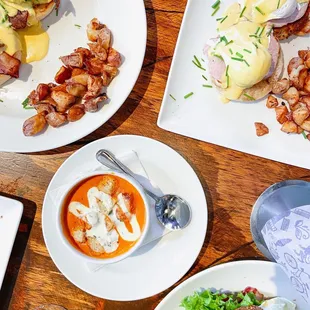 Eggs Benelux, Farmhouse Tomato Bisque