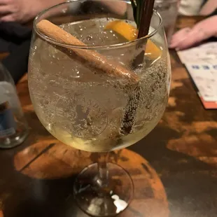 Apples &amp; Pear cocktail