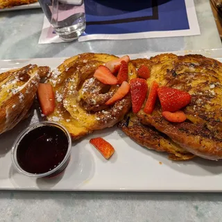 Cinnamon Roll French Toast