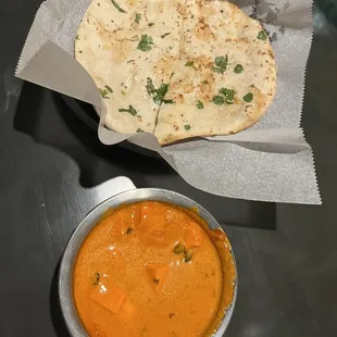 Paneer Masala with Garlic Naan