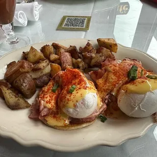 Eggs Benedict