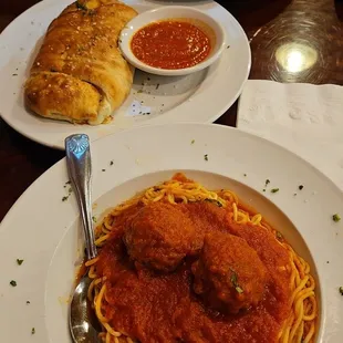 Spaghetti with Meatballs, stromboli
