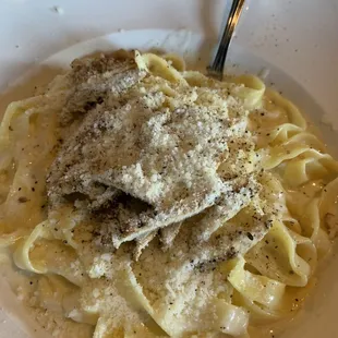 Chicken Chicken Fettuccine alfredo