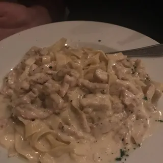 Chicken Fettuccine Alfredo