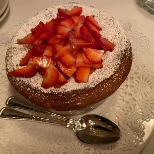 Seasonal Fresh Fruit - Strawberry
