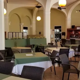 Turn of the century architecture, gentle breezes, great food!