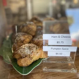 Pumpkin spice croissant ($6.50)