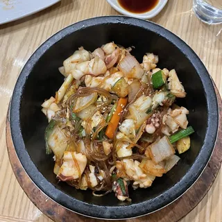 20. Sauteed Squid Dupbop