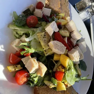 ROASTED VEGETABLE SALAD